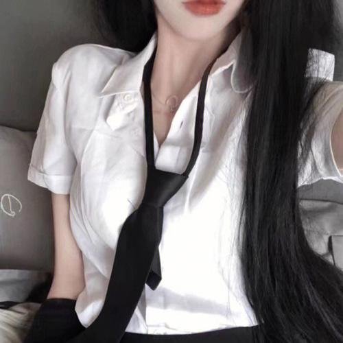 小妞死翘翘